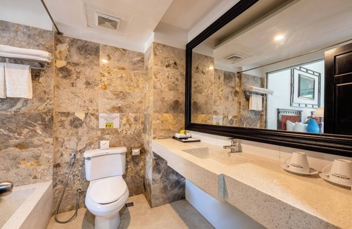 Cua Đai Resort | River Beach Resort and Residences