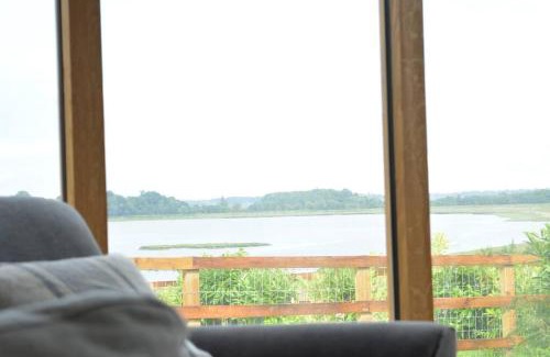 Woodbridge House | River Cottage - Stunning estuary views