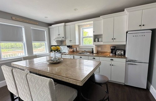 Oyster Bed House | River Front Property With Water View, Minutes To Brackley, & Screened In Dining