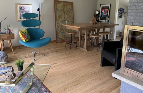 Mequon House | River House- kayaks, bike trails,