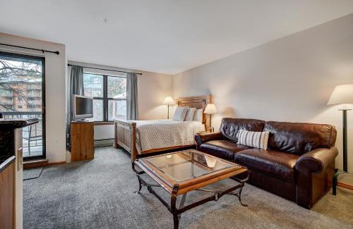 Historic District Apartment | River Mountain Lodge 208W by Ski Country Resorts