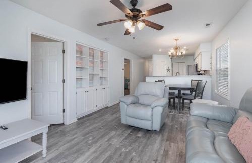 Carolina Forest Apartment | River Oaks 2 BR, sleeps 5 ppl