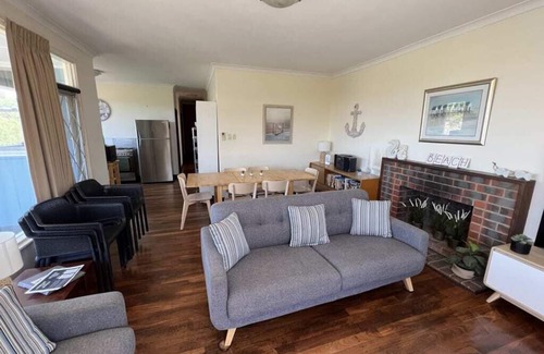 Guilderton House | River Panorama Beach House