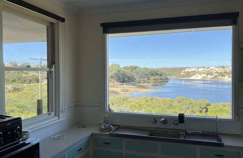 Guilderton House | River Panorama Beach House