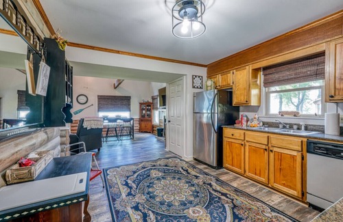 Town Creek Cabin | River Rendezvous - Doublehead