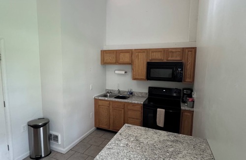 Farmers House | River Retreat- Newly Remodeled Cottage On The River And Minutes From Cave Run