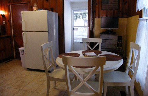 Marietta House | River Rock Cottage; Shopping, Restaurants, Sightseeing, right at your doorstep!