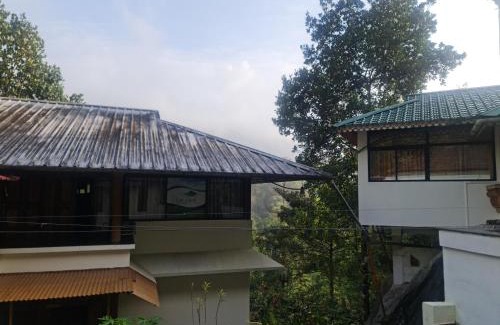 Kunchithanny House | River Rock Homestay