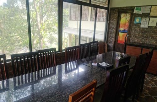 Kunchithanny House | River Rock Homestay