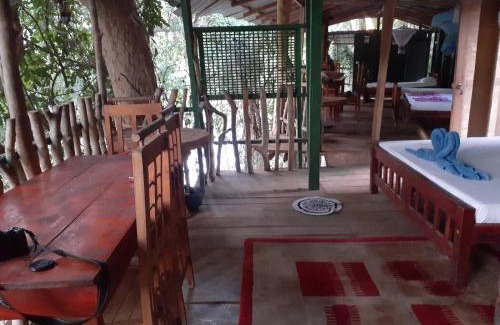 Debarawewa House | River Side Cabana
