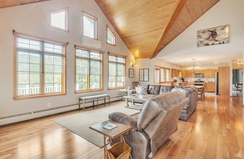 Rumford Center House | River Valley Sunset Home – Cozy & Calm, 20 Min to Sunday River, Bethel & Newry