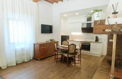 Polcanto Apartment | River view apartment