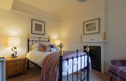 Eshton House | River View Cottage