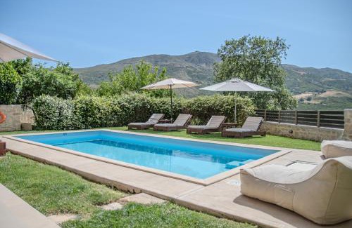 Rethymno Villa | River View