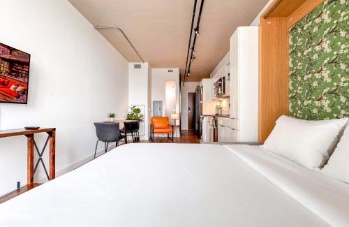 District Wharf Apartment | River View Suite - The Wharf DC by Monthier