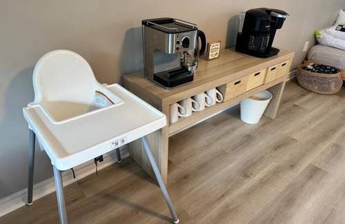 St. Catharines Apartment | River Views l Walker's Paradise l Coffee Station l Near Niagara Falls