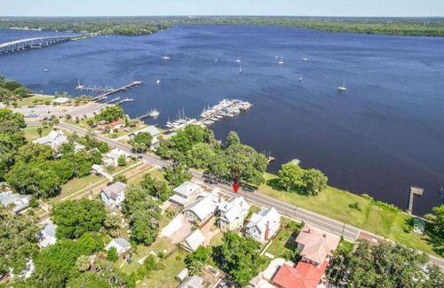 Palatka House | River Vistas