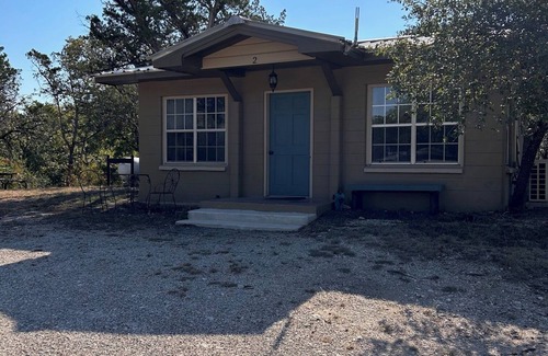 Uvalde County Cabin | Riverbend on the Frio Cabin 2