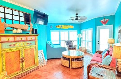 New Braunfels Apartment | Riverfront condo downtown newbraunfels