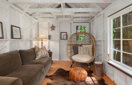 Gold Bar Cabin | Riverfront, dog-friendly cabin with breathtaking mountain views - near trails