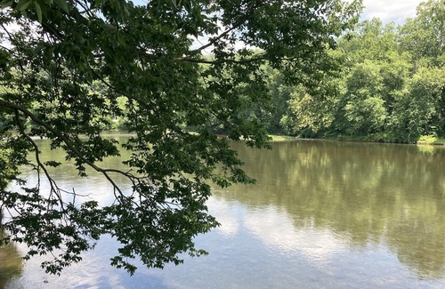Jacobs Creek House | Riverfront & GAP House with Pool
