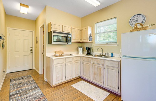 Jefferson House | RiverFront Home W/Boat Launch near Caddo Lake, Downtown Jefferson, Lake of Pines
