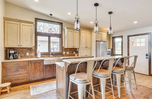 Wabasha House | Riverfront Home w/Yard Games in Wabasha!