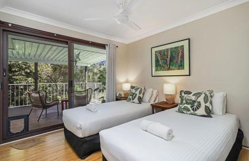 Elanora House | Riverfront Oasis in Elanora