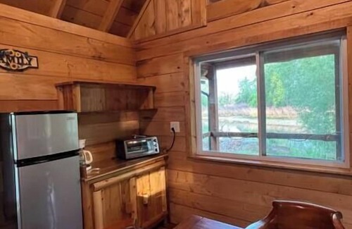 Belfast Cabin | :)Riverfront Peace | 4QB/Slp8 | Relax & Recharge #3