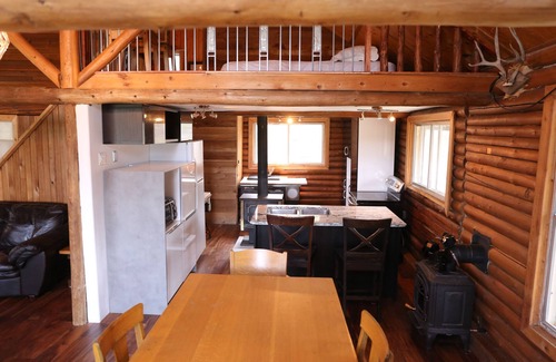 Central Alberta Cabin | Riverfront Rustic Cabin
