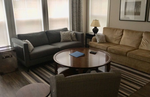 The Blue Mountains House | Rivergrass private end unit - Walk to Village, Best unit for Golf!!