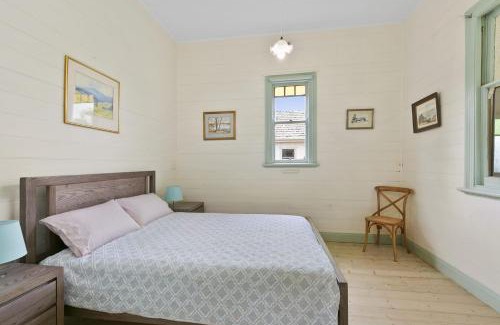 Anglesea House | Rivernook - BYO Linen
