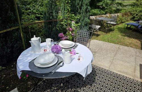 Saint-Geniez-d'Olt House | RiverRun