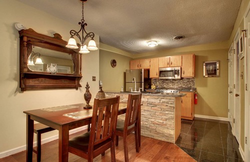 Helen House | Rivers Edge Condo 103