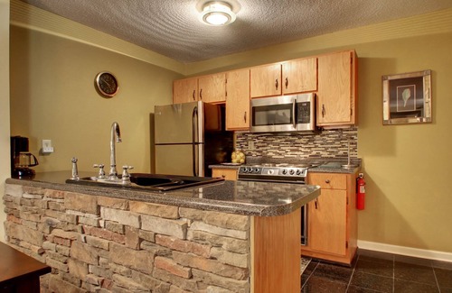 Helen House | Rivers Edge Condo 103