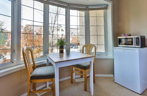 East Kootenay Apartment | Riverside by StayIn