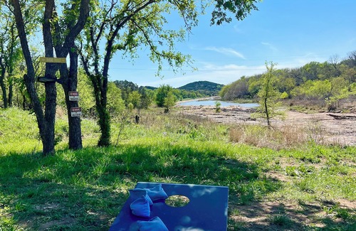 San Saba Cabin | Riverside Cabin in Bend, Tx. 5 Minutes From Colorado Bend State Park