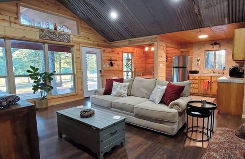 Pickens Cabin | Riverside Cabin | Kayaks | Mountains | Stargazing