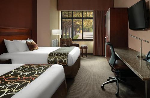 Riverside Resort | Riverside Casino & Golf Resort
