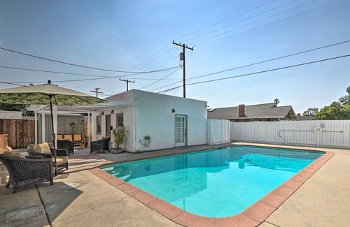 Riverside Apartment | Riverside Casita by Shops, Restaurants & More