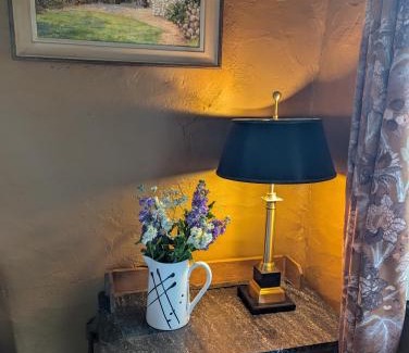 Castledawson House | Riverside Cottage