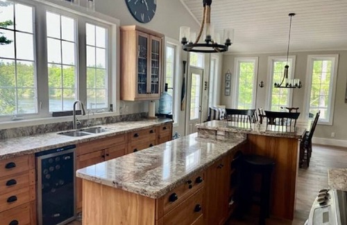 Severn Cottage | Riverside cottage w/hot tub, firepit, indoor bar, and much more