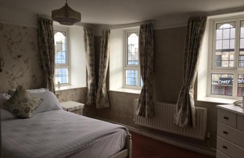 Lavy Beg House | Riverside Guesthouse