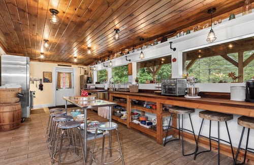 Warren House | Riverside House - Rustic Gatherings Lodge Guest House - Hot Tub + Chef's Kitchen