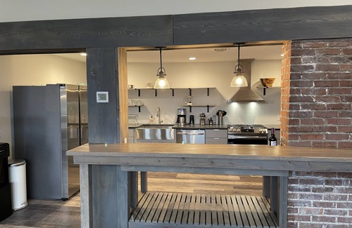 Confluence Apartment | Riverside Loft with Huge Deck on GAP Trail