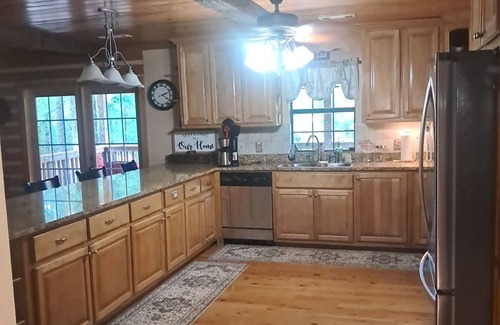 Red Level House | Riverside Retreat LLC.