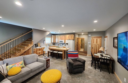 Wabasha County House | Riverside Retreat Near Town w Sauna, sleeps 8, Views & Abundant Activities!