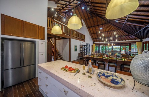 Banjar Semer Villa | Riverside Villa Near Canggu