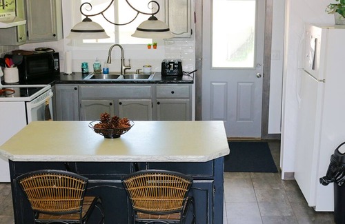 Brownsville House | Riverview Getaways (only 13 miles to La Crosse WI or Iowa border)