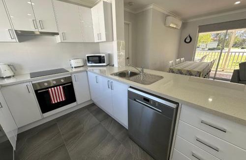 South Yunderup House | Riverview - South Yunderup